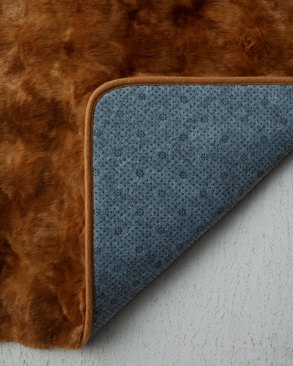 Terra Plush Carpet Brown (view 3)