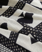 Fun Sofa Throw 130x170 cm Black - White (view 3)