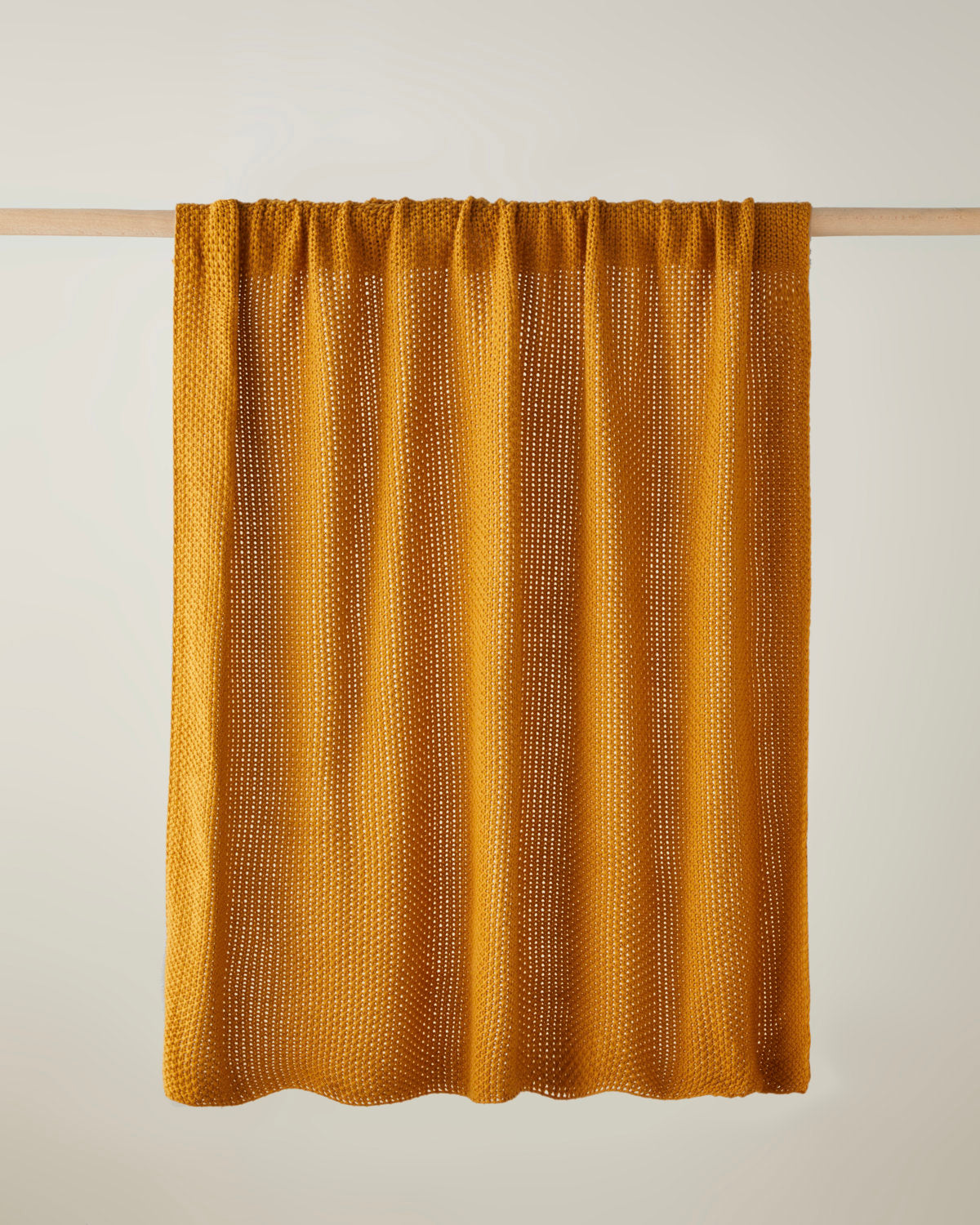 Celeste Sofa Throw 130x170 cm Mustard