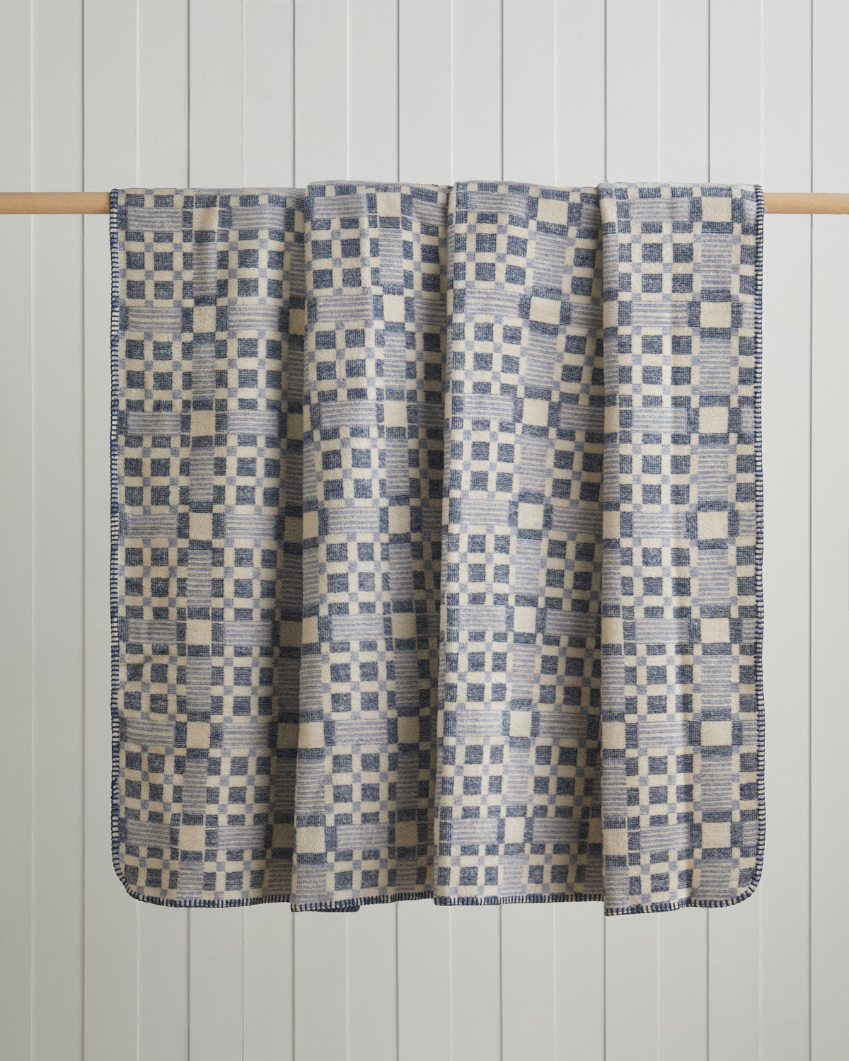 Cotton Double Size Blanket 200x220 cm Blue (view 2)