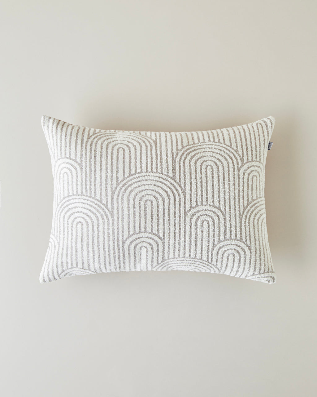 Deluxe Jacquard Decorative Cushion 35x55 cm Cream