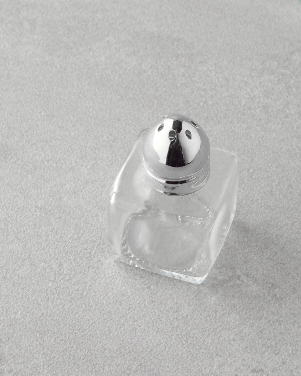 Lelia Glass 2 pcs Salt and Pepper Shaker 4x5 cm Silver (view 3)