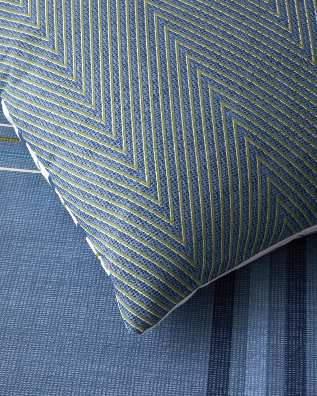 Easy Iron Single Size Duvet Cover Set 160x220 cm Navy Blue (view 5)