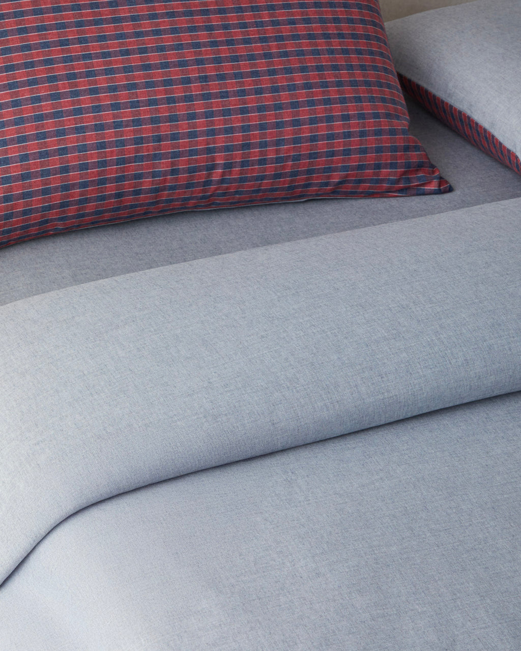 Yarn Dyed Duvet Cover Set Navy Blue - Red (view 11)