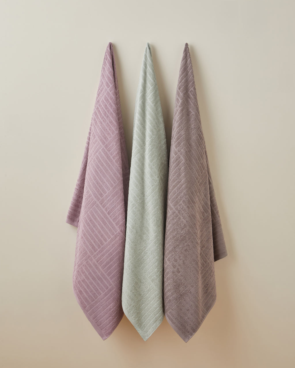 Cotton Bath Towel 90x150 cm - Assorted (view 3)