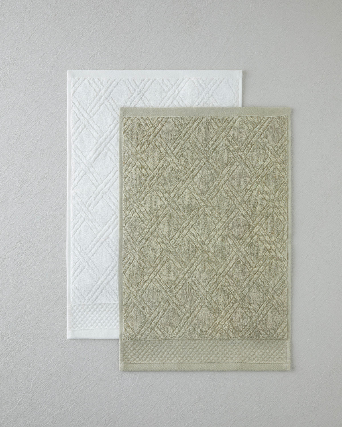 Cotton Hand Towel 30x45 cm - Ivory & Light Green (view 3)