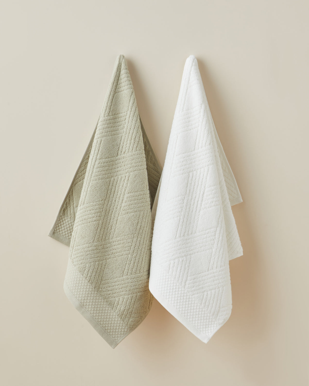 Cotton Face Towel 50x80 cm - Ivory & Light Green (view 3)