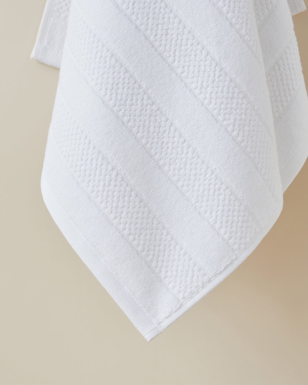 Cotton Face Towel 50x80 cm - White & Navy Blue - Navy Blue (view 2)