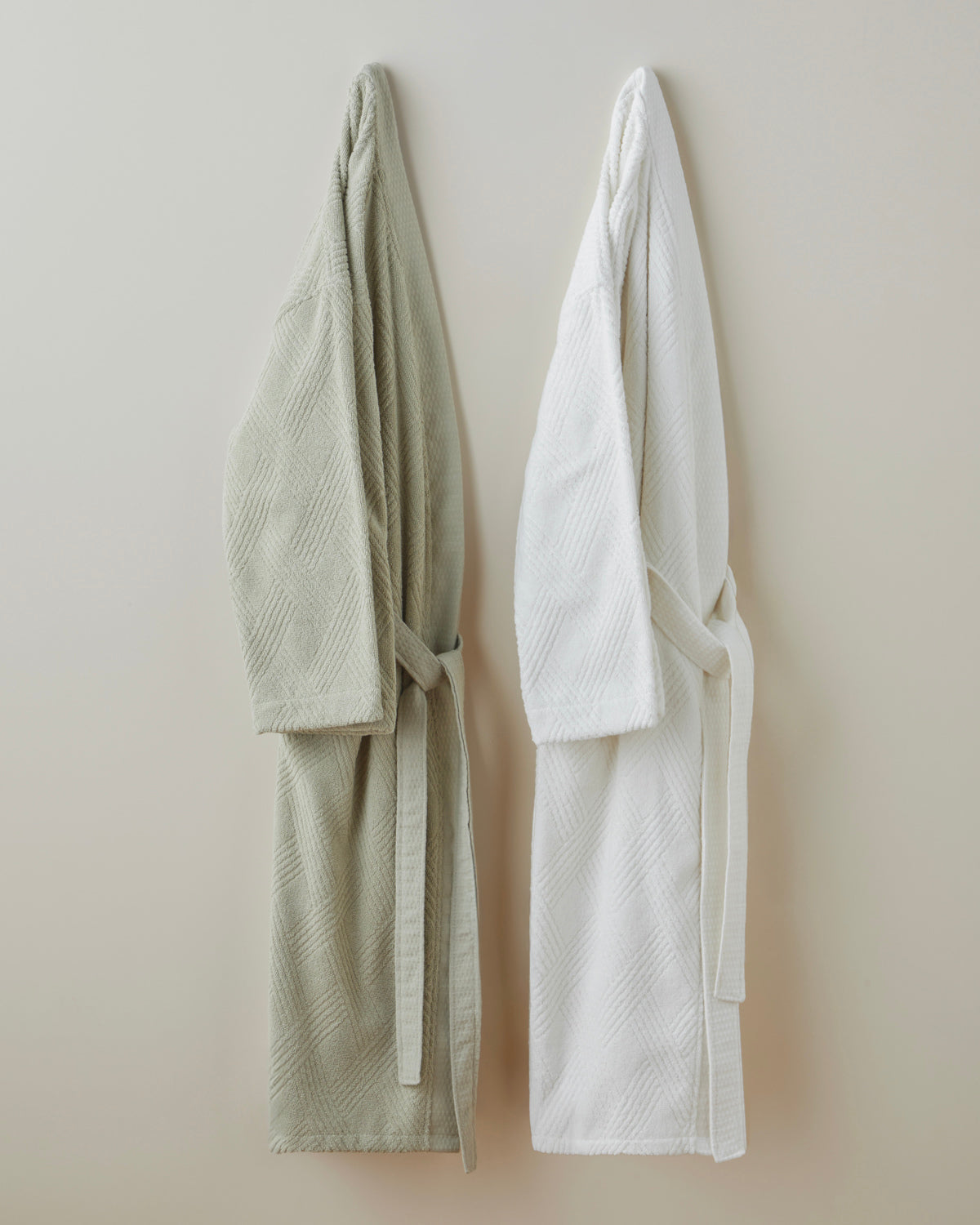 Cotton Bathrobe - Ivory & Light Green (view 5)