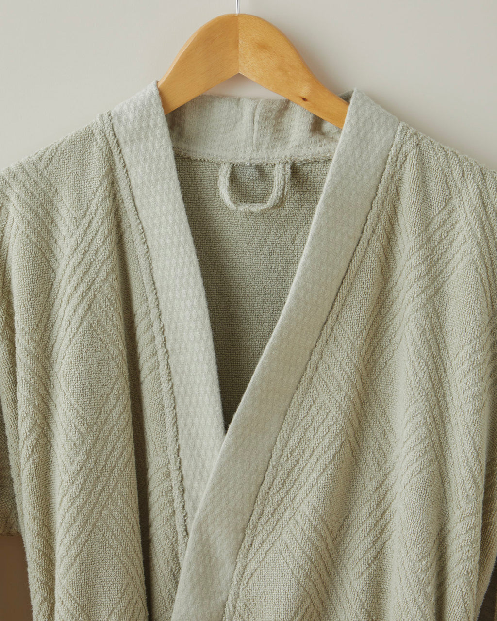 Cotton Bathrobe - Ivory & Light Green (view 15)
