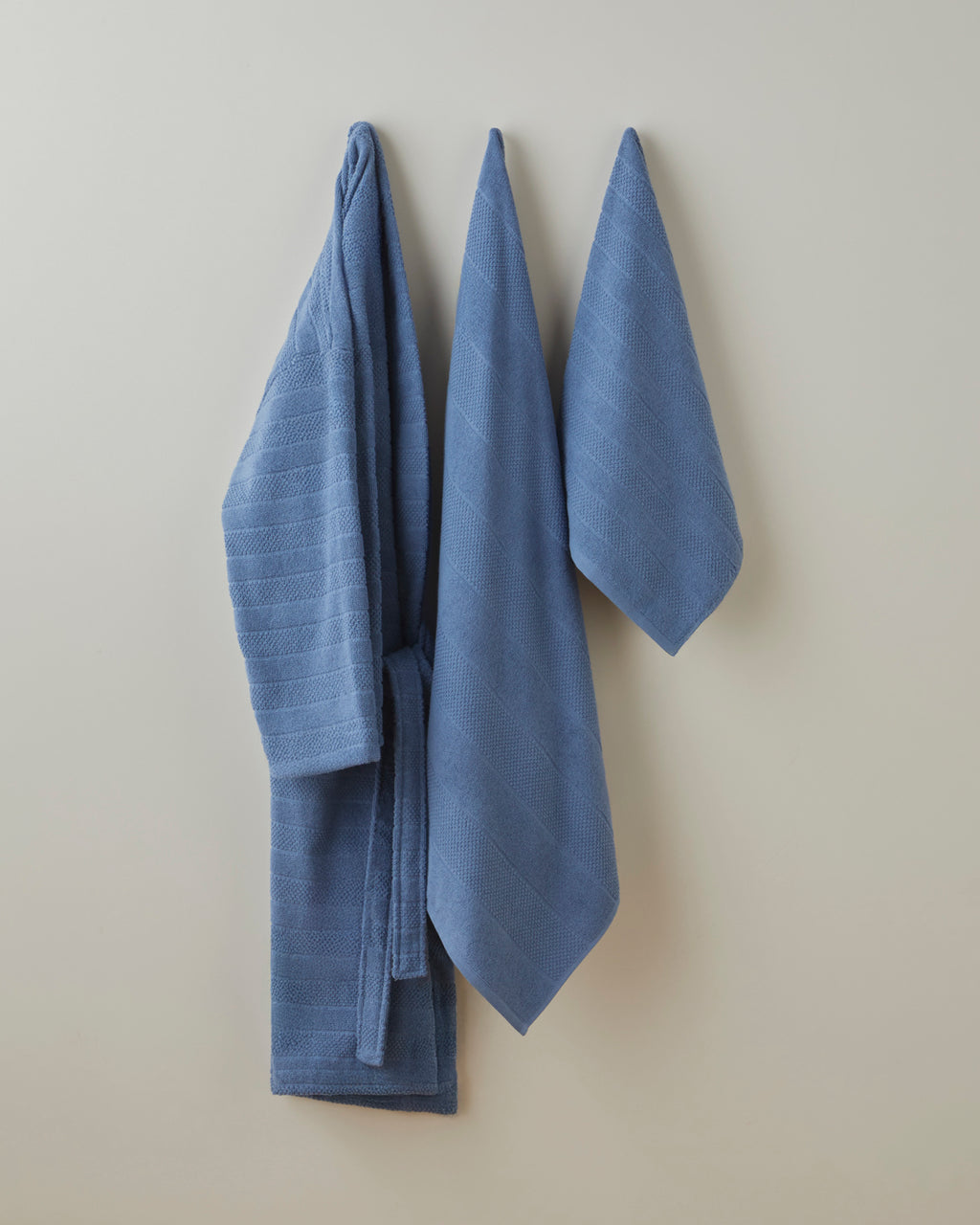 Cotton Bathrobe - White & Navy Blue (view 15)