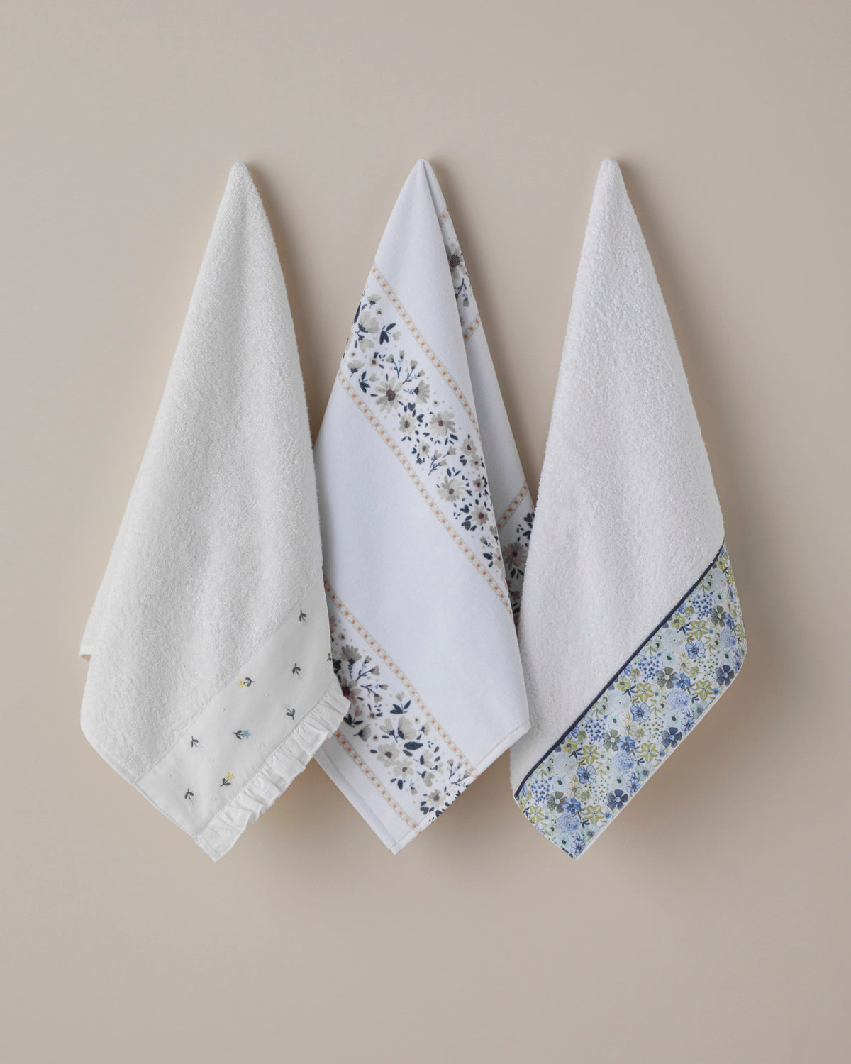 Florina Cotton Face Towel 50x80 cm White (view 3)