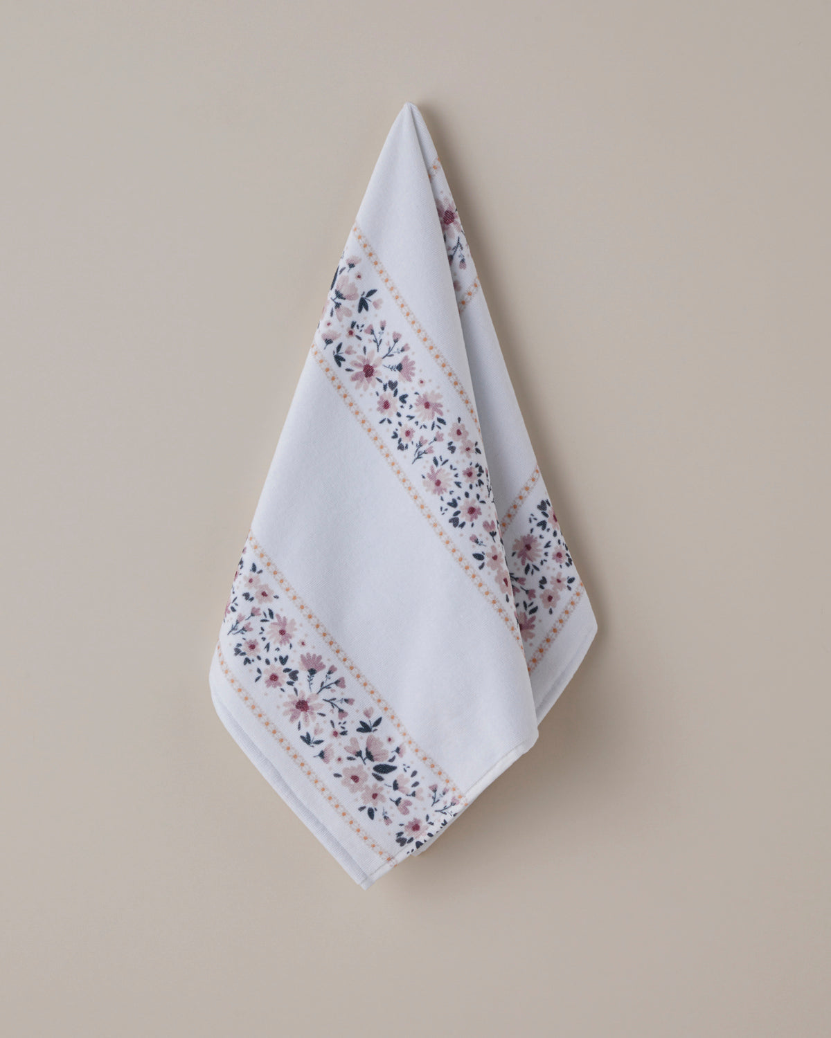 Daisy Pink Cotton Face Towel 50x80 cm White