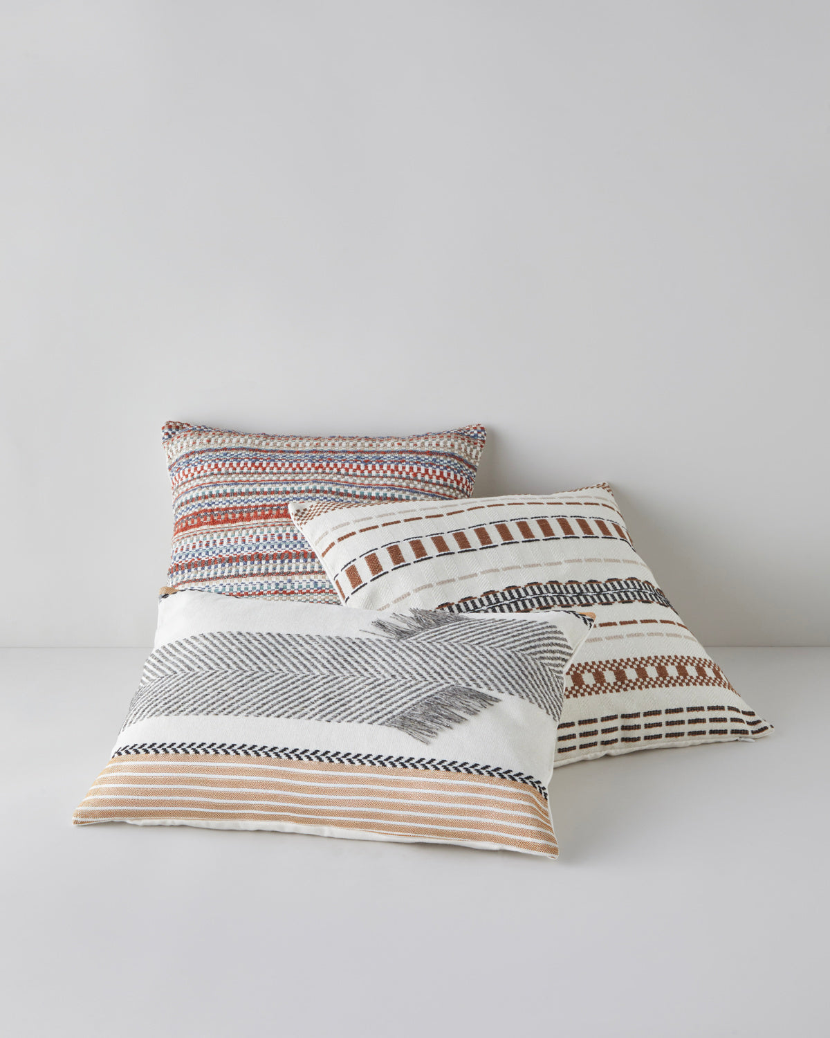 Zelena Toss Pillow Cover 43x43 cm Colored (view 3)
