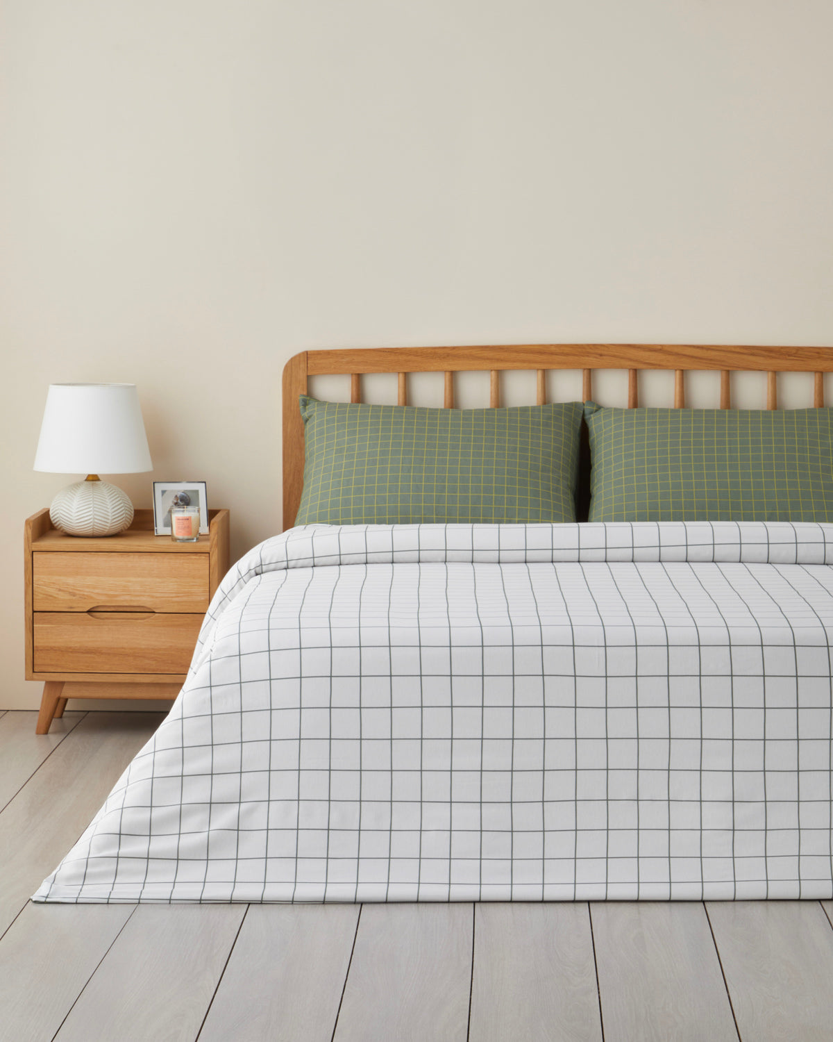 Easy Iron Duvet Cover Set - Navy Blue - Terracotta & Green (view 20)