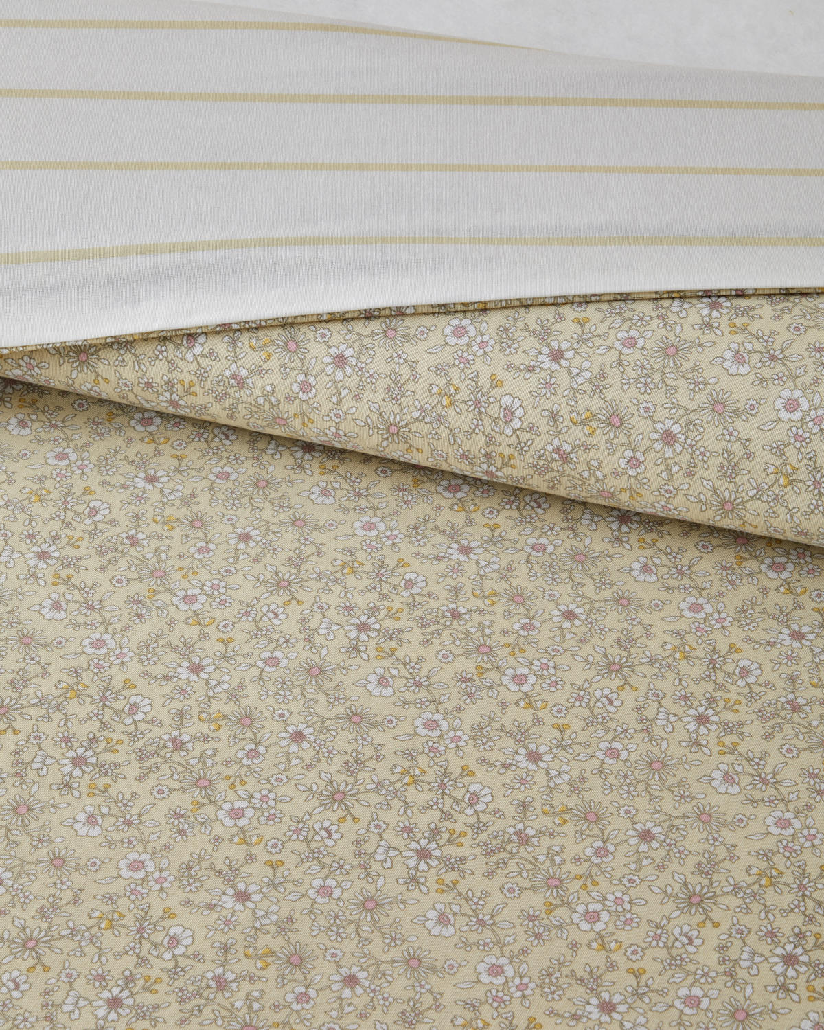Easy Iron Duvet Cover Set Light Yellow (view 9)
