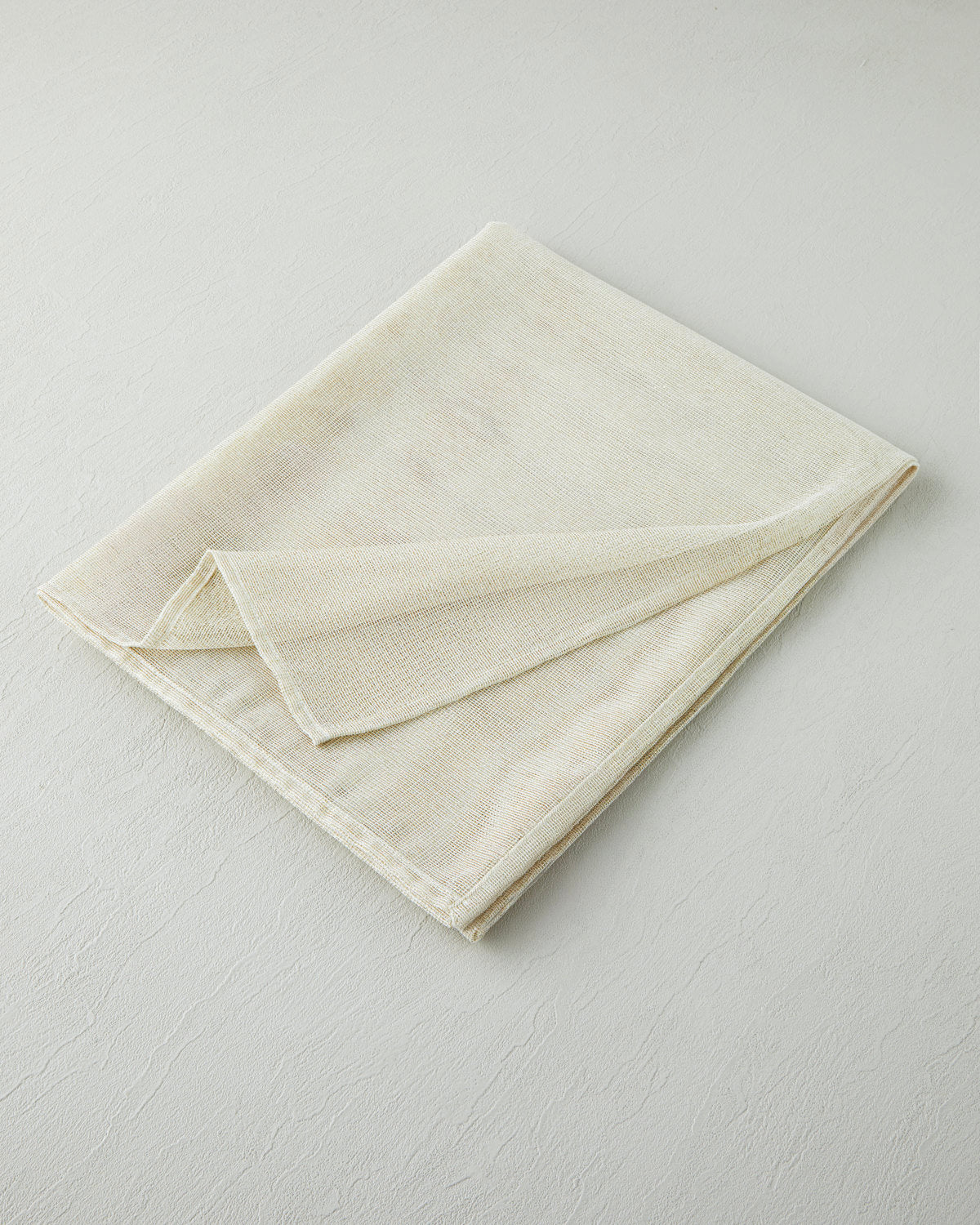 Nour Polyester Table Cloth 145x200 cm Gold
