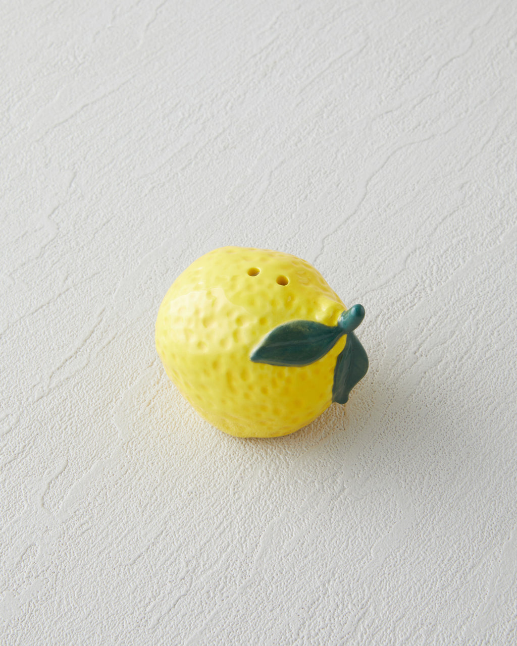 Lemon Stoneware 2 pcs Salt and Pepper Shaker 6.5x5x5.5 cm Yellow (view 3)