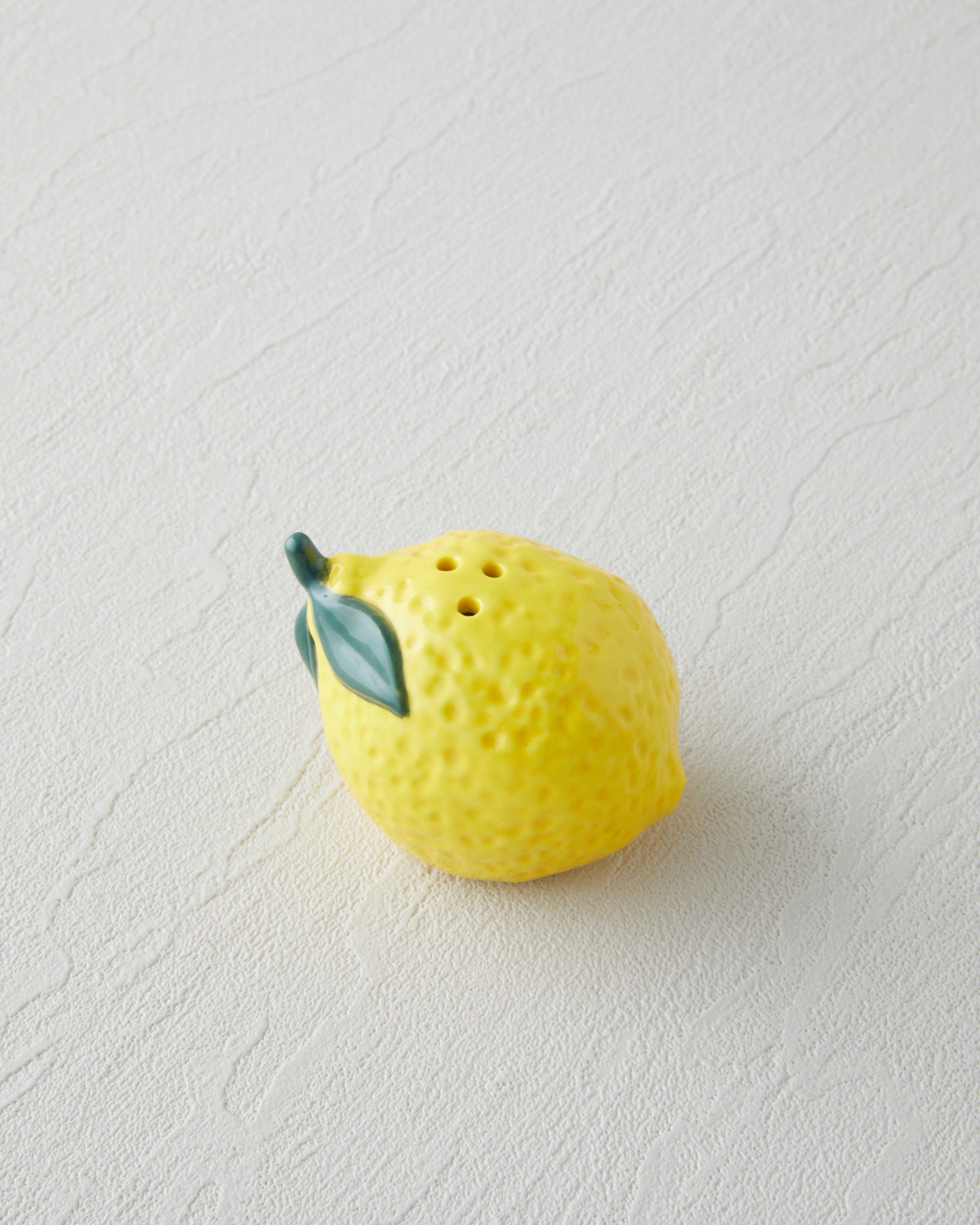 Lemon Stoneware 2 pcs Salt and Pepper Shaker 6.5x5x5.5 cm Yellow (view 4)