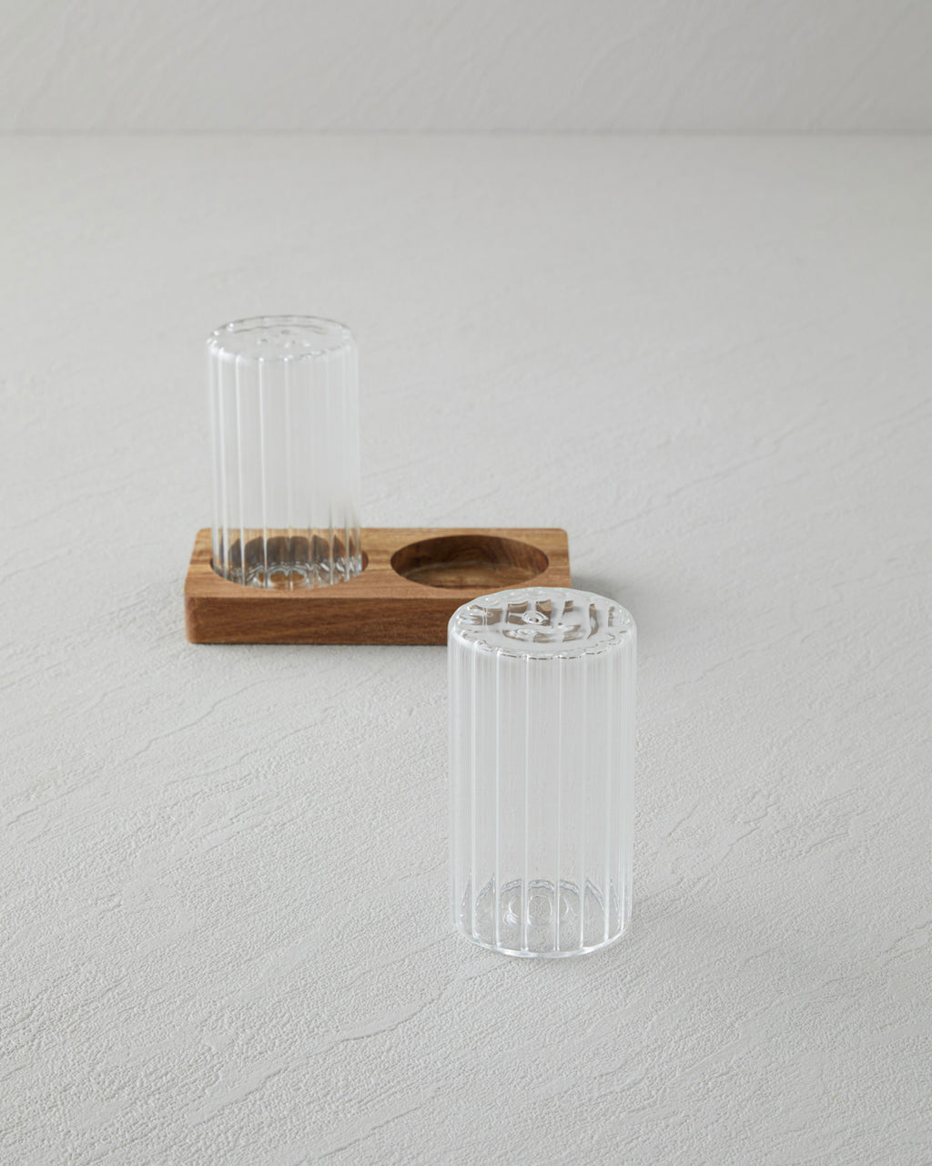 Lulia Acacia - Glass 2 pcs Salt and Pepper Shaker 4.5x8 cm Transparent (view 2)