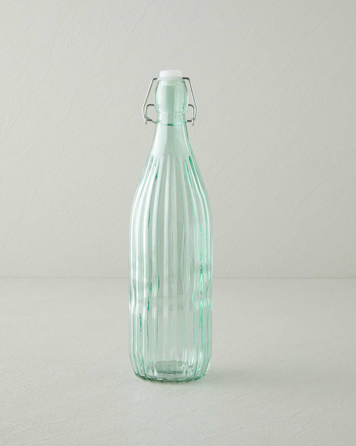Striatus Glass Bottle 1000 ml (view 4)