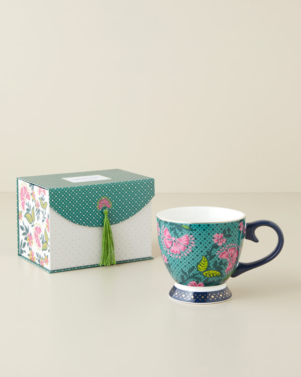 Loreva New Bone China Mug 460 ml Green - Pink