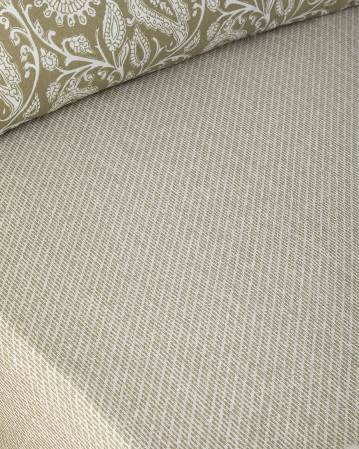 Easy Iron Duvet Cover Set Oil Green (view 6)
