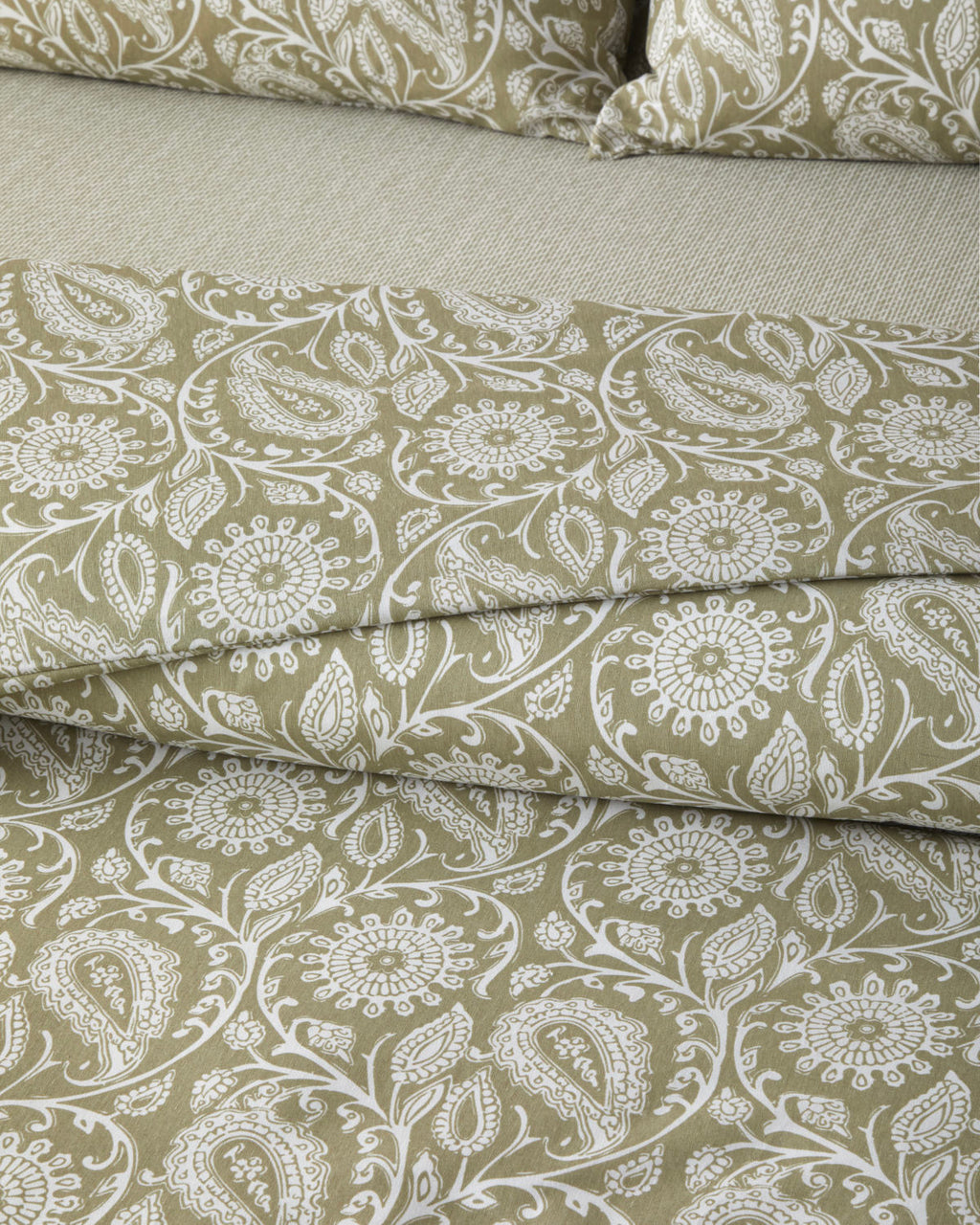 Easy Iron Duvet Cover Set Oil Green (view 10)
