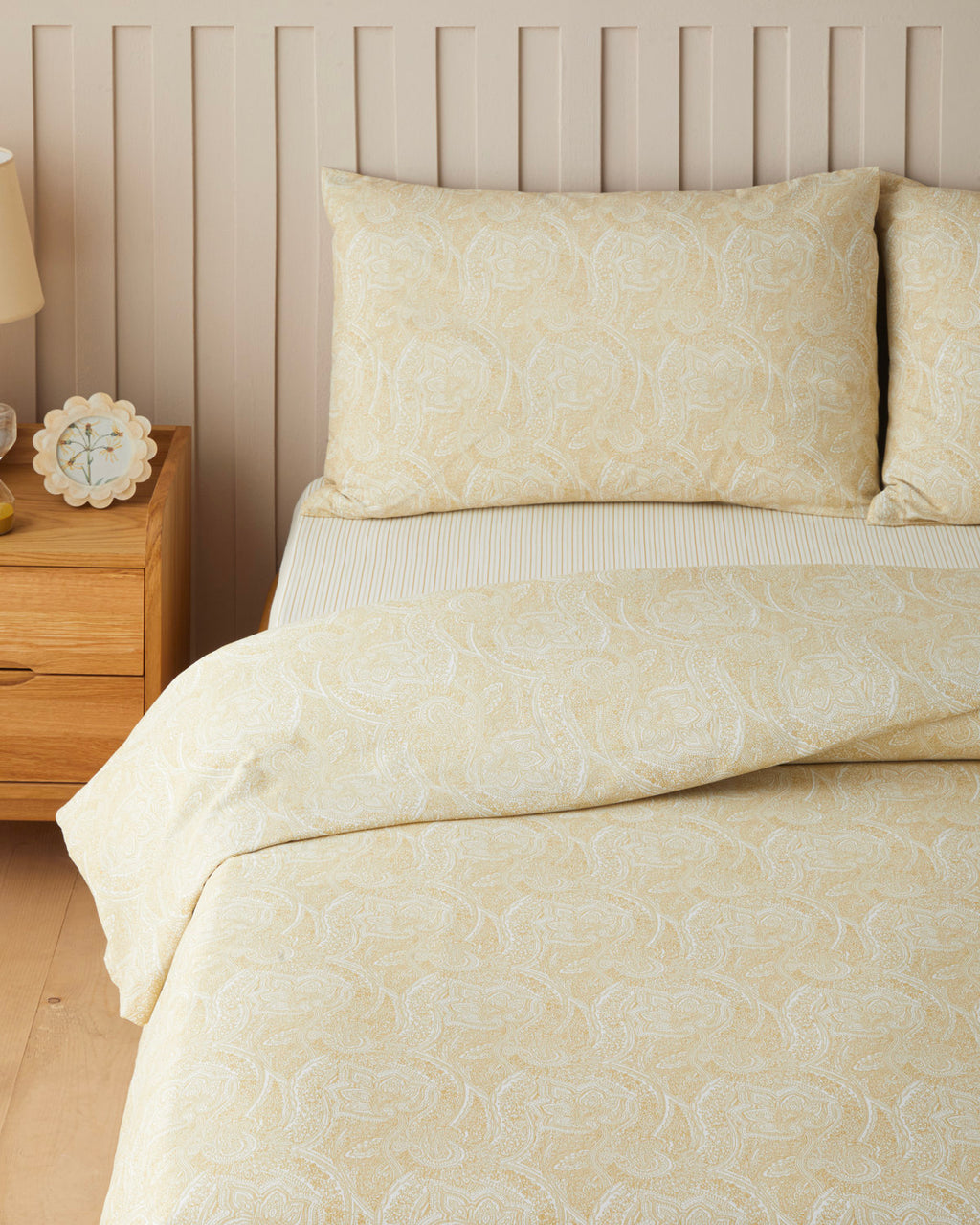 Easy Iron Duvet Cover Set Mustard (view 10)