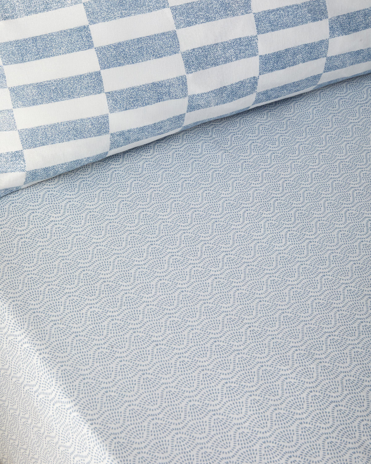 Easy Iron Duvet Cover Set Blue (view 5)