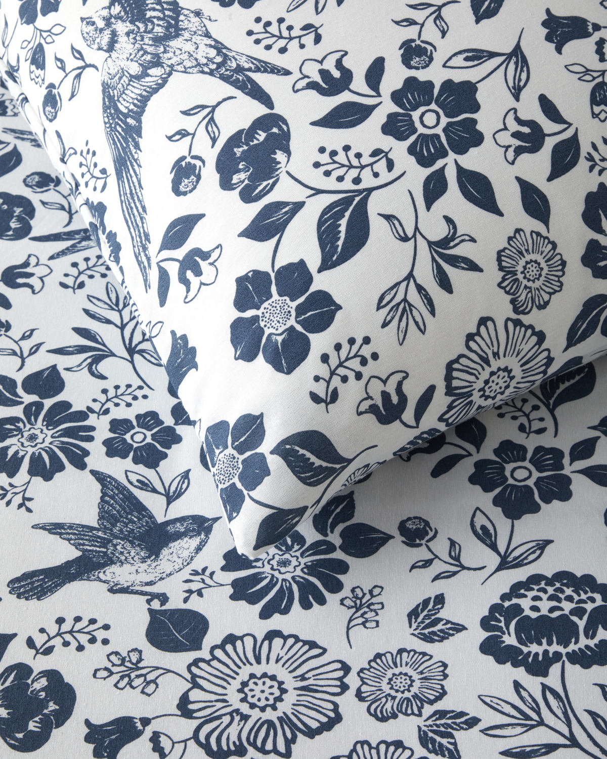 Easy Iron Single Size Duvet Cover Set 160x220 cm Dark Blue (view 4)