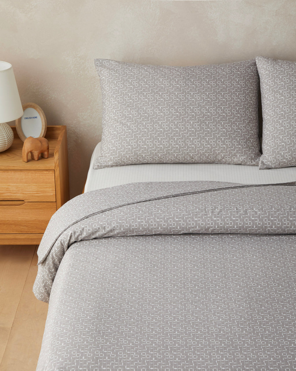 Easy Iron Duvet Cover Set Mink (view 9)