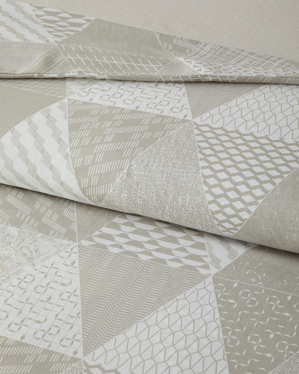 Easy Iron Duvet Cover Set Beige (view 10)