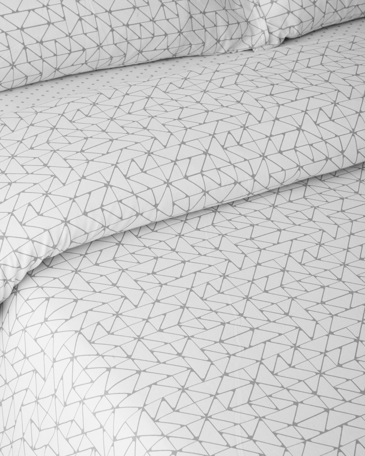 Trio Shape Easy Iron Duvet Cover Set - Orange - Single 160x220 cm (view 3)