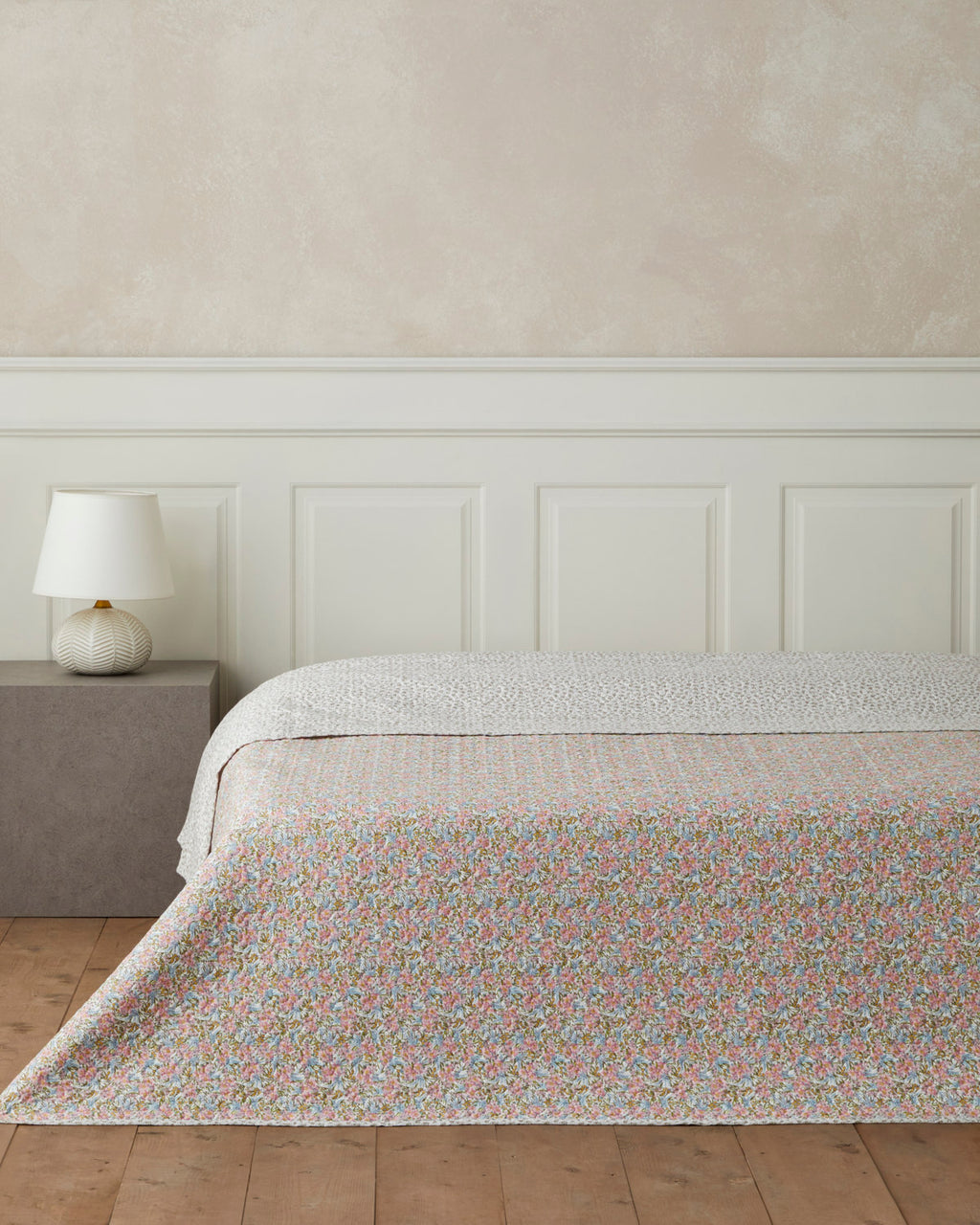 Blush Twig Multi-Purpose Cover Pink - Single 160x220 cm