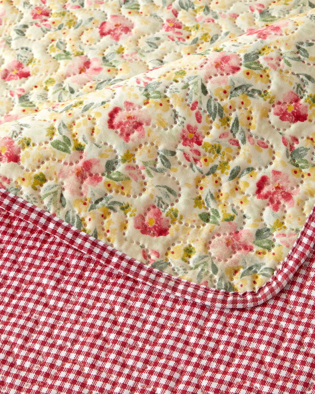 Bed Spread Set Red (view 10)
