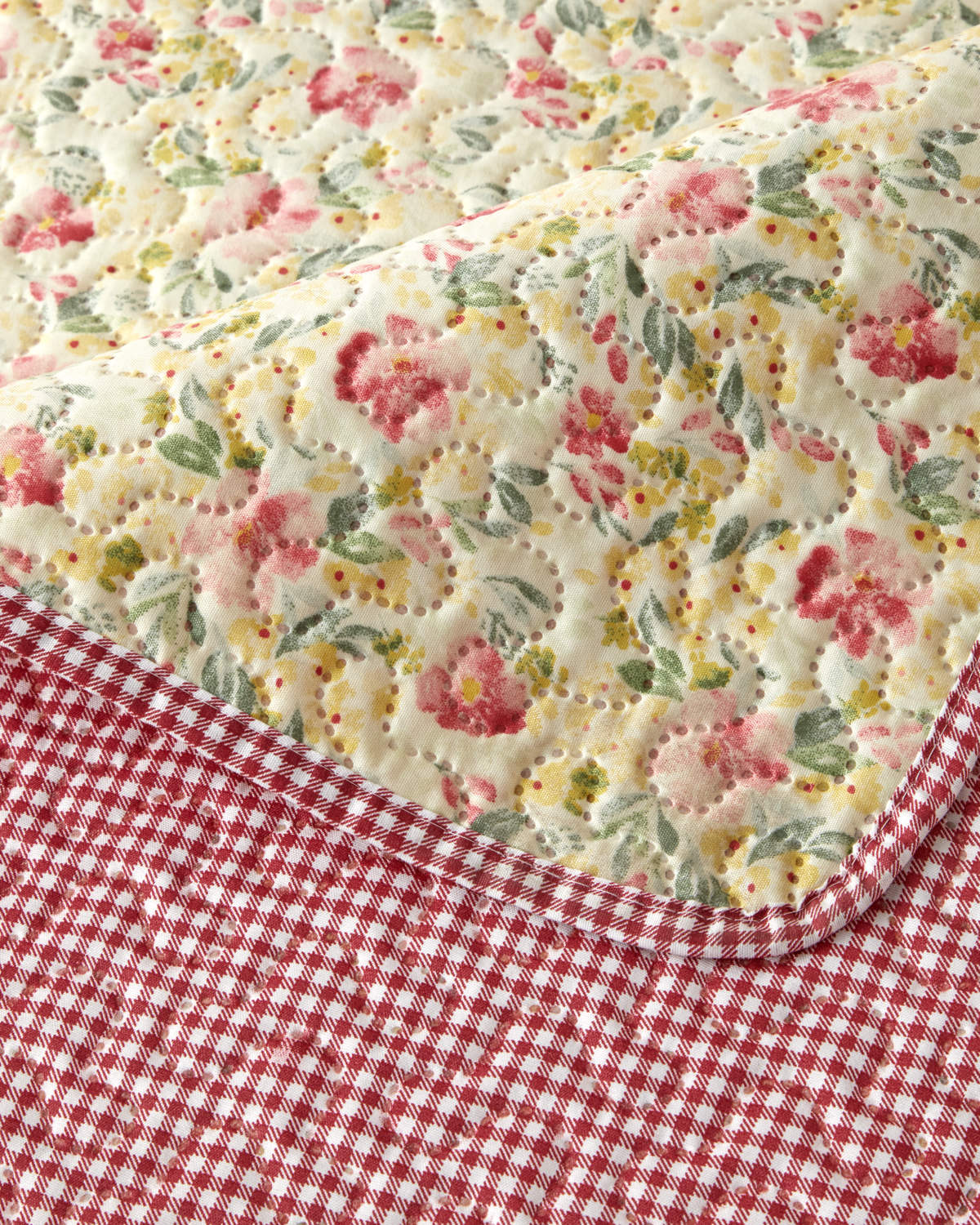 Bed Spread Set Red (view 10)