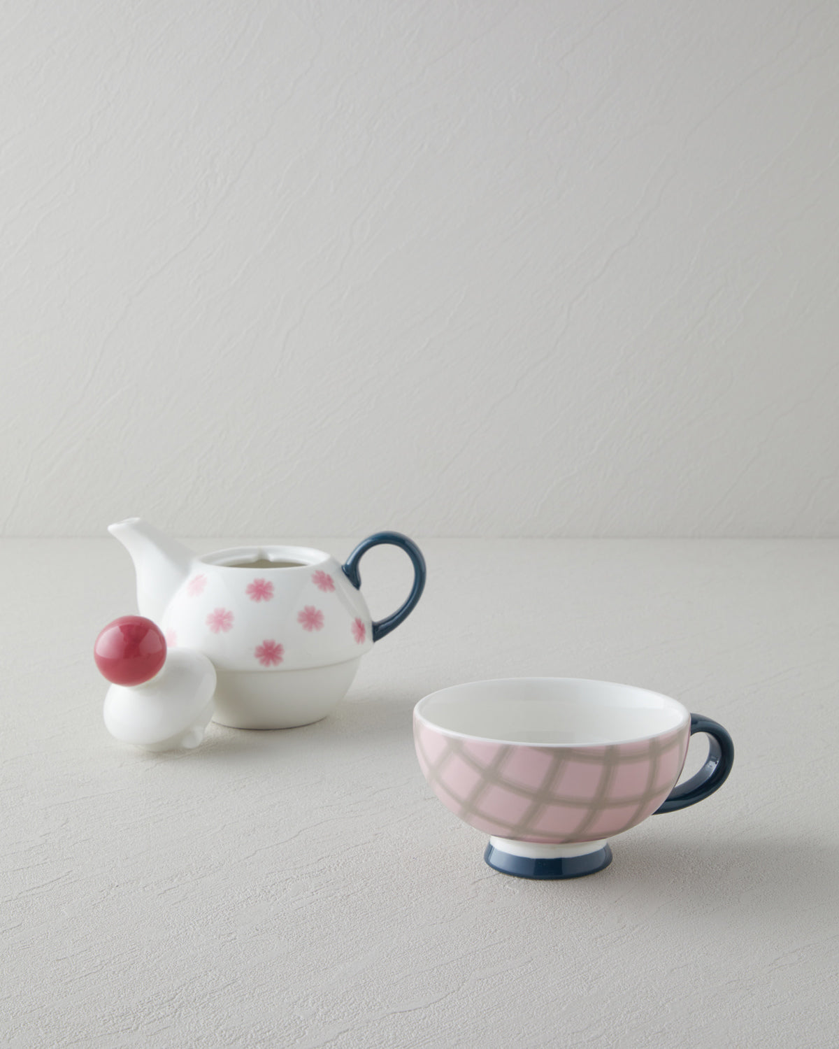 Florentis New Bone China Tea Pot Set 400 – 290 ml Pink - Green (view 2)