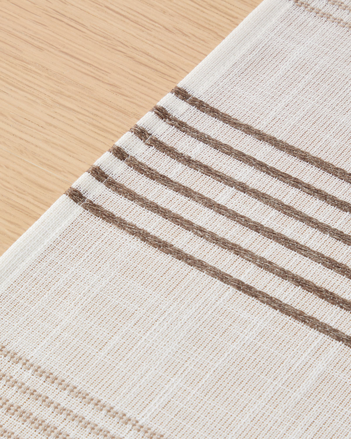 Pecan Polyester Runner 40x140 cm Beige-Brown (view 2)