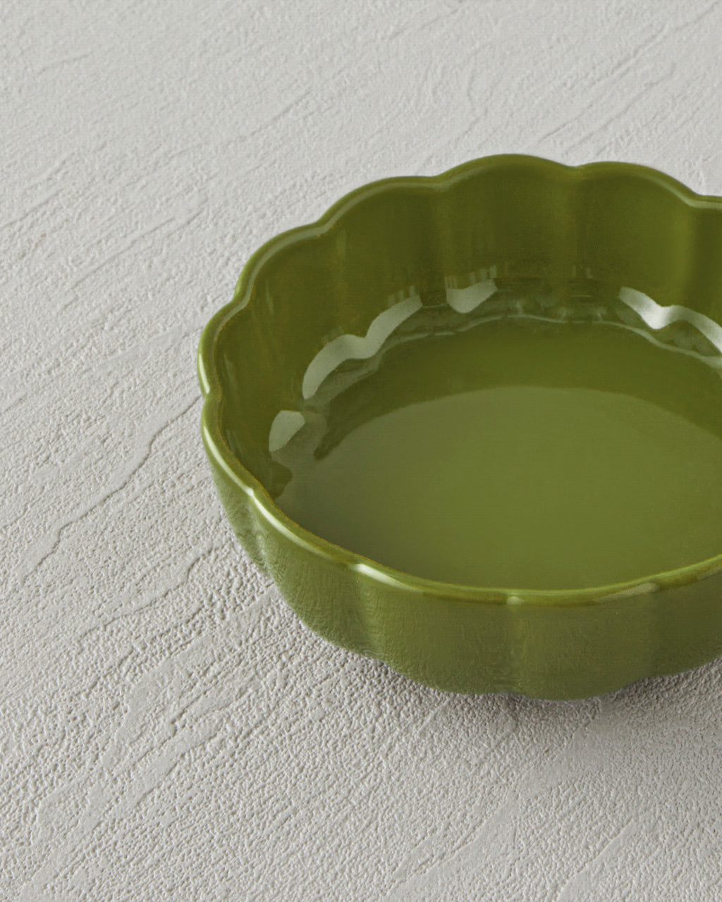 Cottage Stoneware Round Oven Dish 13x4 cm Dark Green (view 3)