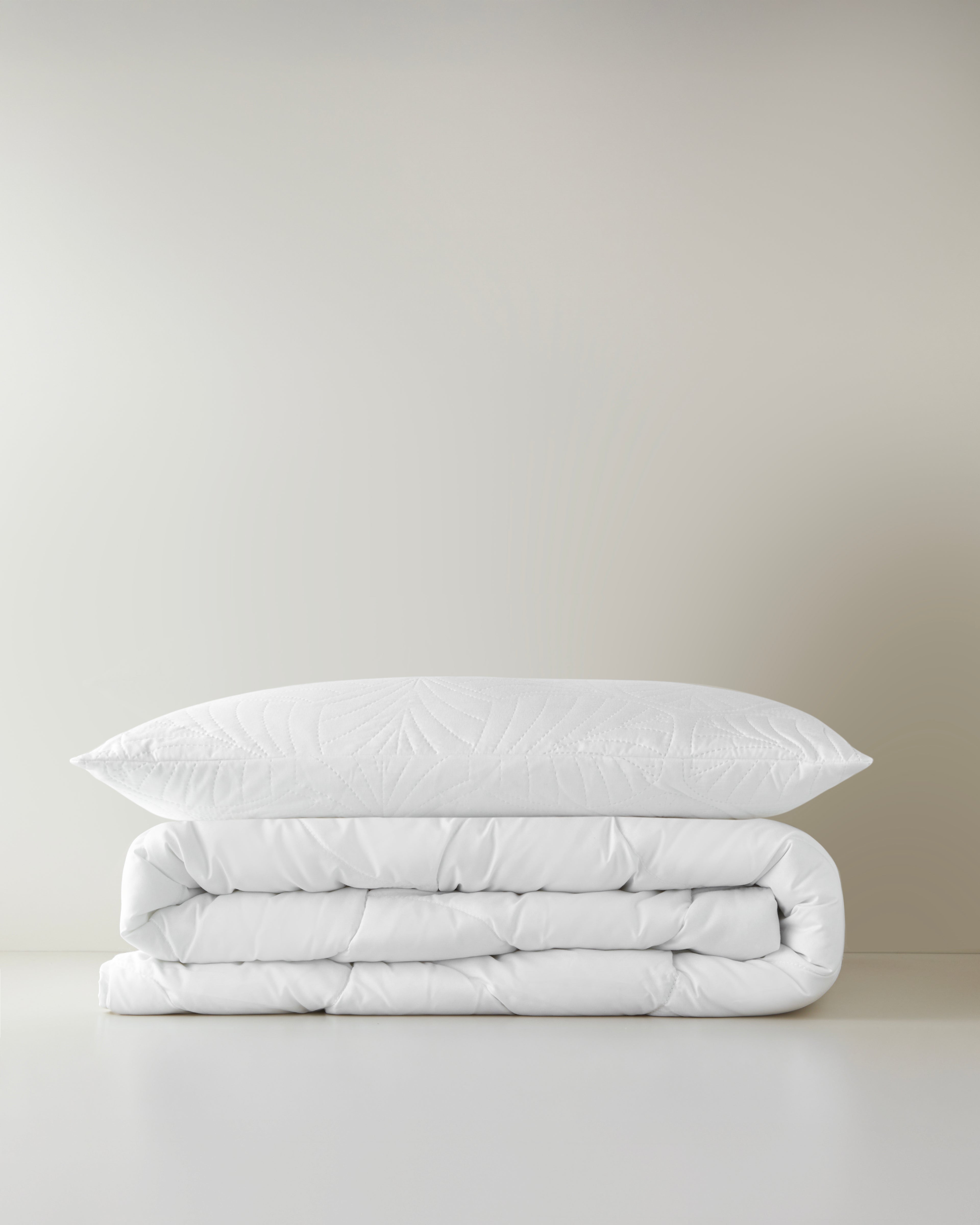 Softy Microfiber Pillow and Quilt Set White - Single 155x215 cm