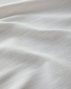 Bright Parade Polyester Table Cloth 150x200 cm White - Red (view 3)
