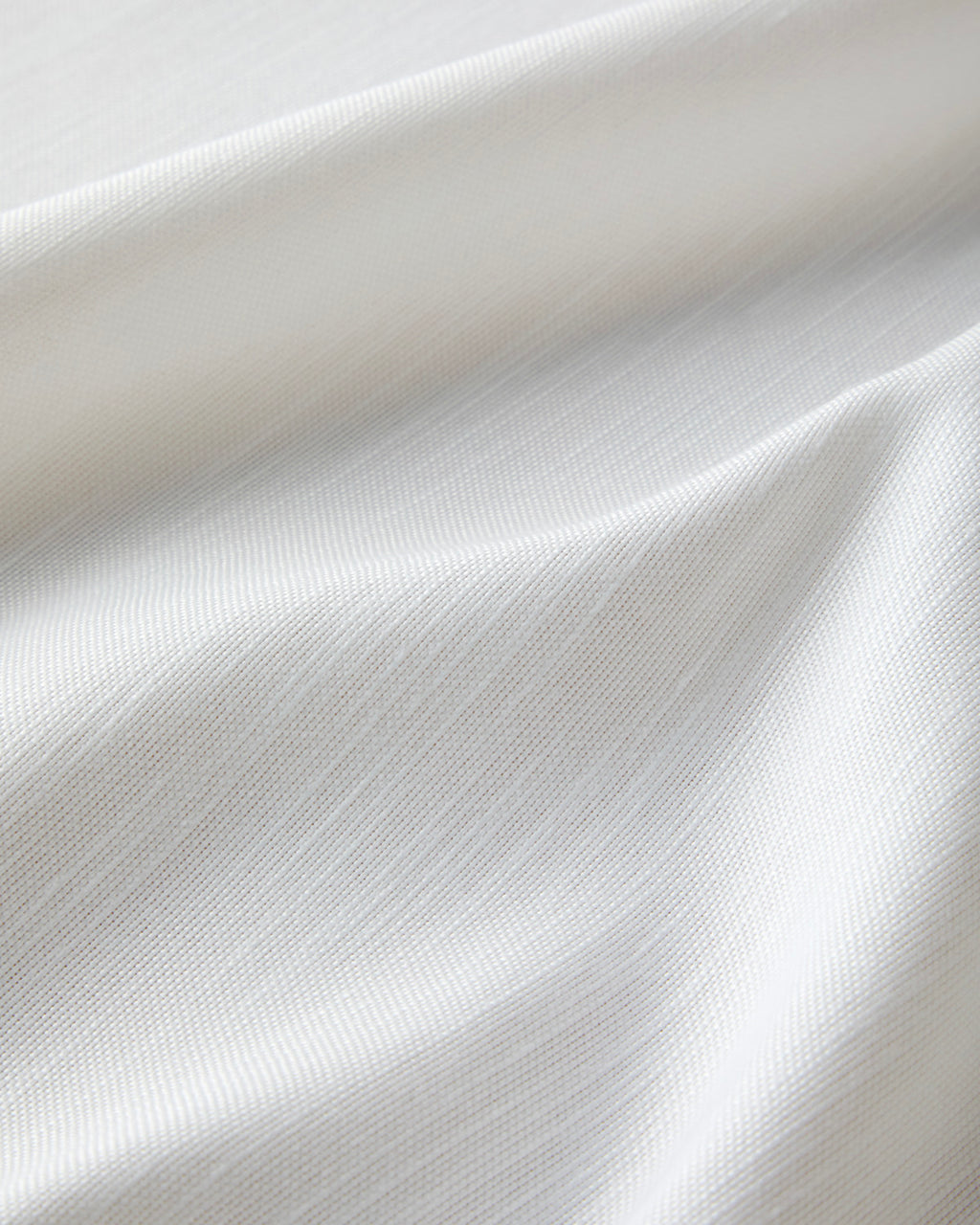 Bright Bloom Polyester Table Cloth 150x200 cm White - Pink (view 3)