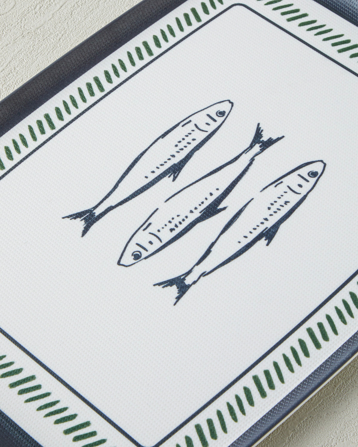 Maritime Melody Melamine Anti-slip Tray 25x38 cm White - Navy Blue (view 4)