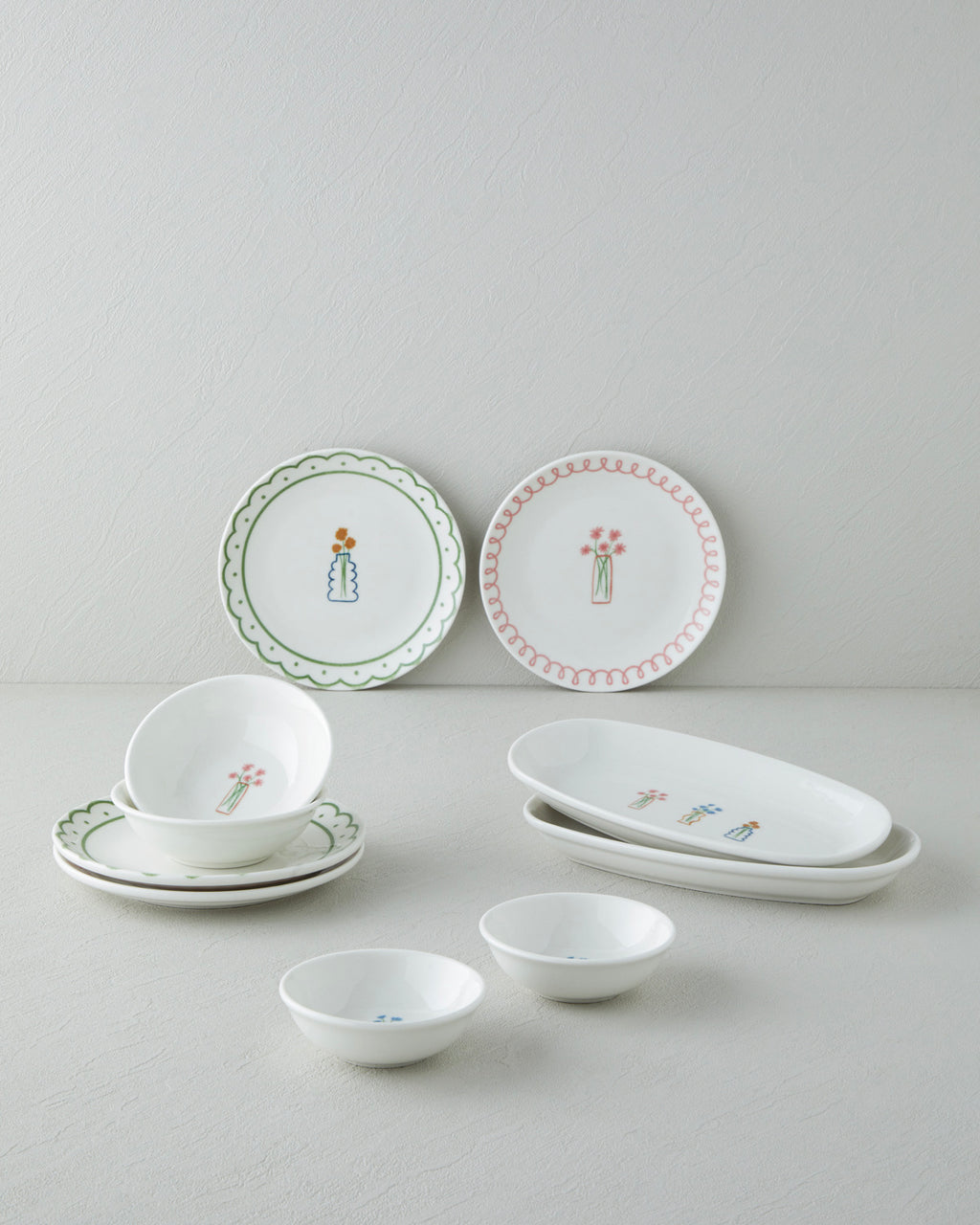 Violet Porcelain Breakfast Set 10 Pieces 4 Servings Colored