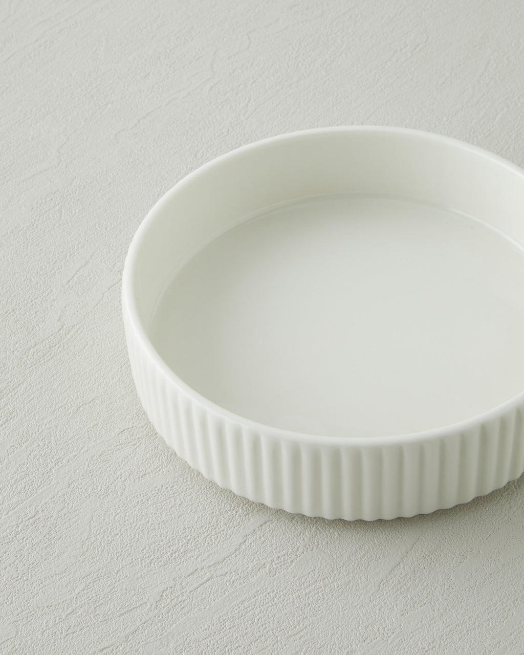 Lunara Porcelain Bowl White (view 7)