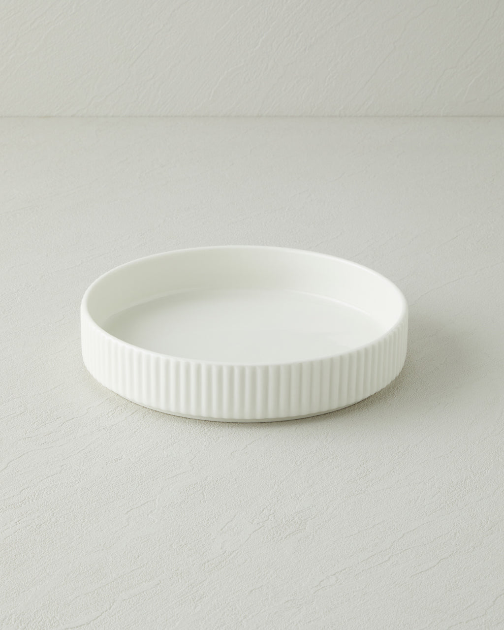 Lunara Porcelain Bowl White (view 10)