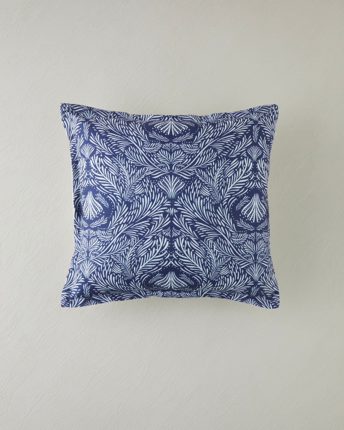 Ocean Toss Pillow Cover 45x45 cm Navy Blue