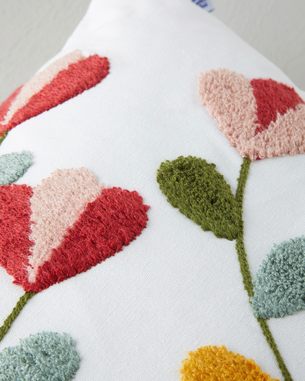 Blade Toss Pillow Cover 45x45 cm Multicolor (view 3)