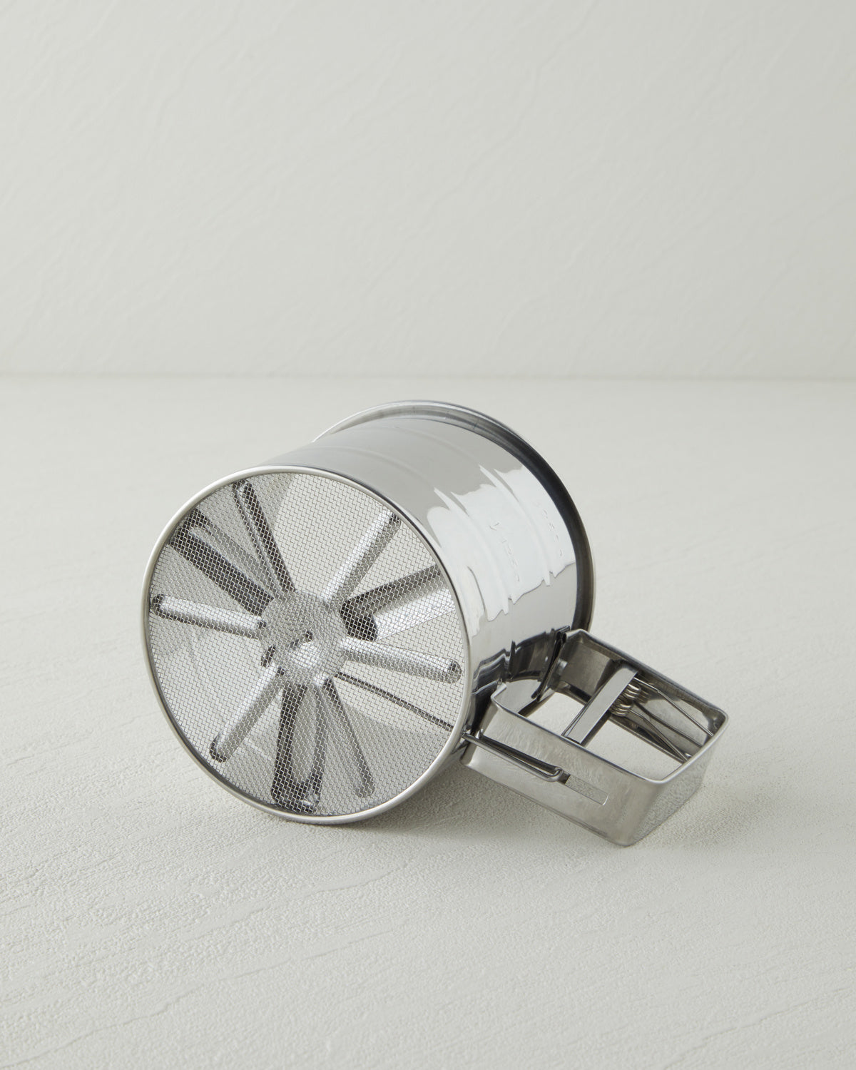 Stainless Steel Flour Sieve Kitchen Tool 10.5 cm Gray (view 2)